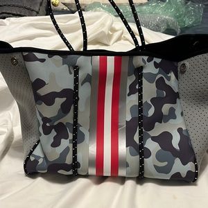 Neoprene tote bag